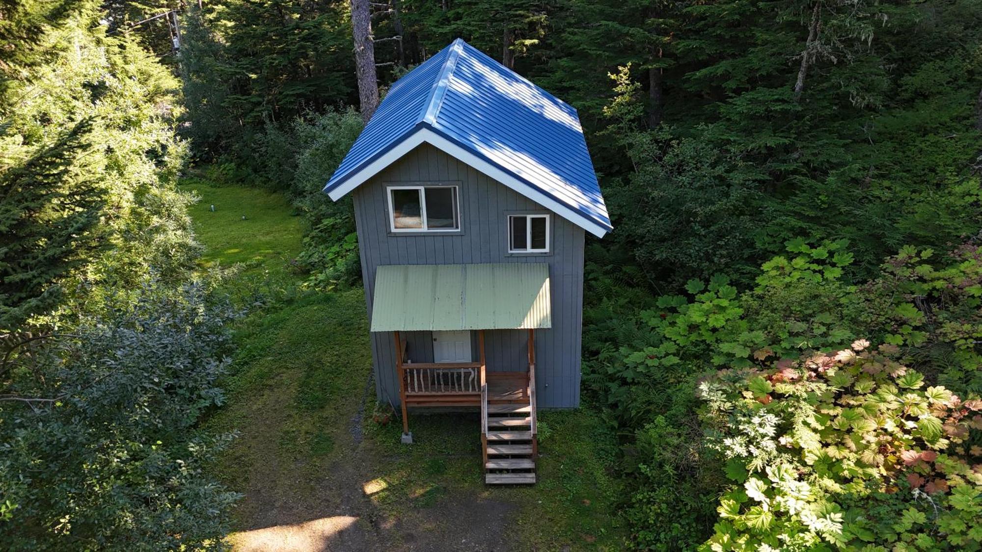 Beach Roadhouse Haines Exterior photo